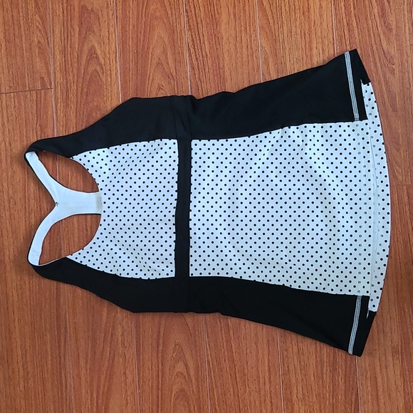 Lululemon Run: Fast Track Tank in Mod Dot Printed Black - Picture 6 of 8